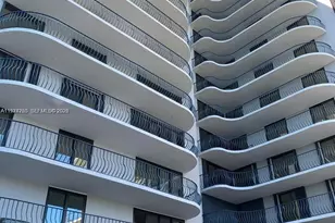 8877 Collins Ave, Surfside, FL 33154 - Photo 35