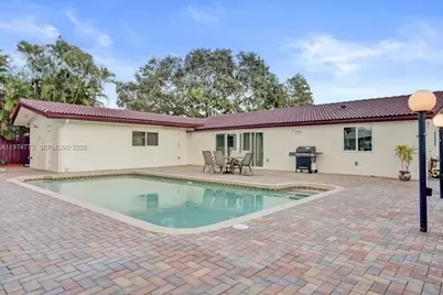 4925 Tyler St, Hollywood, FL 33021 - Photo 7