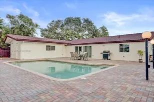 4925 Tyler St, Hollywood, FL 33021 - Photo 7