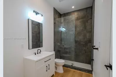 112 NW 24th Ct, Miami, FL 33125 - Photo 3