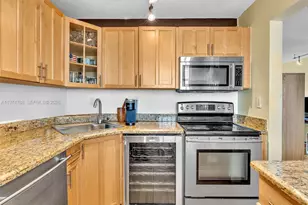 1236 Alton Rd, Miami Beach, FL 33139 - Photo 5