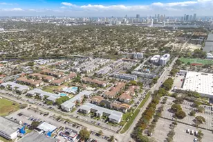 17050 NE 14th Ave, Miami, FL 33162 - Photo 29