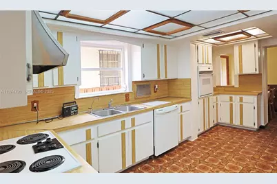 1727 SW 11th Ter, Miami, FL 33135 - Photo 11