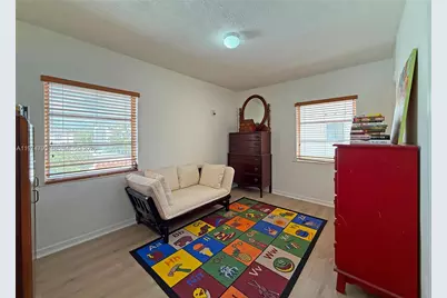 1727 SW 11th Ter, Miami, FL 33135 - Photo 19