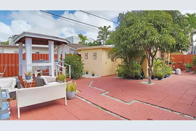 1727 SW 11th Ter, Miami, FL 33135 - Photo 25