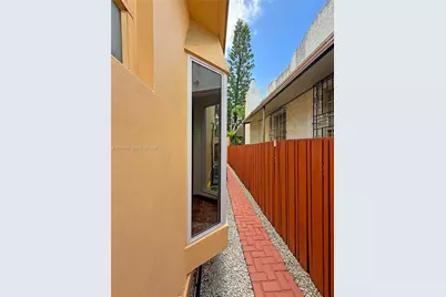 1727 SW 11th Ter, Miami, FL 33135 - Photo 47