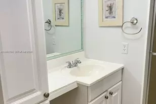 9001 Sunrise Lakes Blvd, Sunrise, FL 33322 - Photo 11