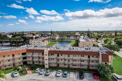 9001 Sunrise Lakes Blvd #109, Sunrise, FL 33322 - Photo 35