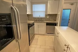 9001 Sunrise Lakes Blvd, Sunrise, FL 33322 - Photo 3