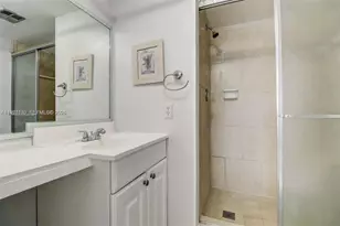 9001 Sunrise Lakes Blvd, Sunrise, FL 33322 - Photo 9