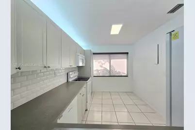 15081 SW 127th Ct, Miami, FL 33186 - Photo 7