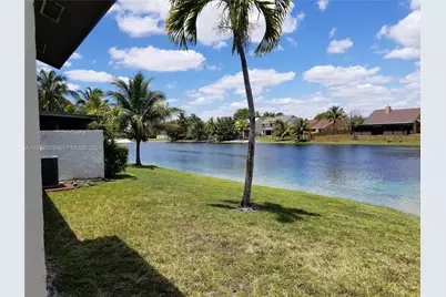 1361 Sandpiper Blvd, Homestead, FL 33035 - Photo 3