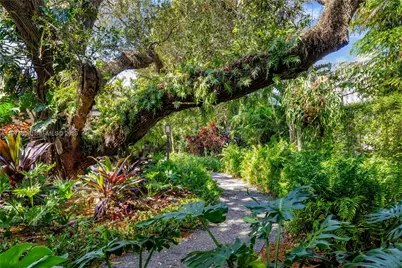935 Escobar Ave, Coral Gables, FL 33134 - Photo 35