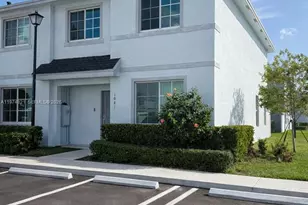 1081 NW 5th St, Florida City, FL 33034 - Photo 1