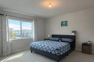 1081 NW 5th St, Florida City, FL 33034 - Photo 7