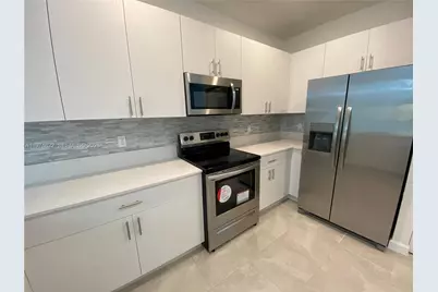 211 SW 159th Ter, Pembroke Pines, FL 33027 - Photo 9