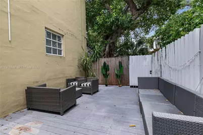 439 15th St #15, Miami Beach, FL 33139 - Photo 13