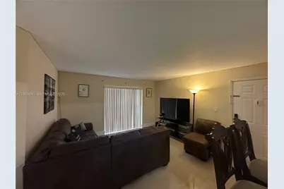 9491 S Palm Cir S #202, Pembroke Pines, FL 33025 - Photo 11