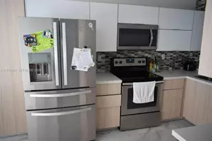 10255 NW 51Nd Ln, Doral, FL 33178 - Photo 7