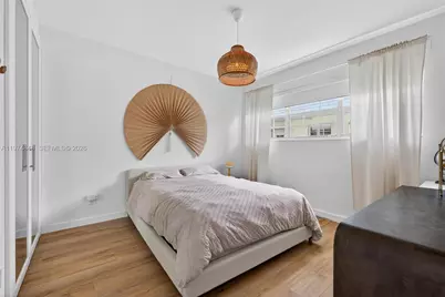 8600 Byron Ave #8600-9, Miami Beach, FL 33141 - Photo 19