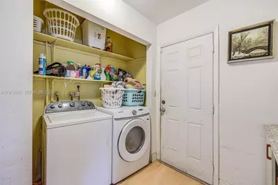 11751 SW 30th St, Miami, FL 33175 - Photo 35