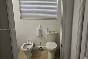 183 E 44th St, Hialeah, FL 33013 - Photo 25