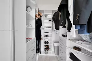 55 SW 9th St, Miami, FL 33130 - Photo 27