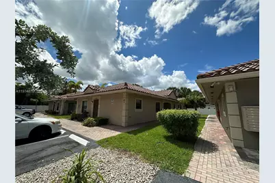 1045 NE 10th Ave #1, Fort Lauderdale, FL 33304 - Photo 37