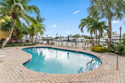 815 Middle River Dr #218, Fort Lauderdale, FL 33304 - Photo 13