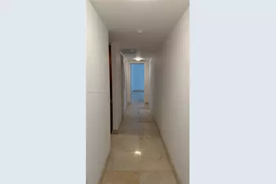 642 Valencia #305, Coral Gables, FL 33134 - Photo 15