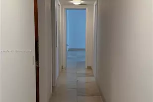 642 Valencia, Coral Gables, FL 33134 - Photo 15