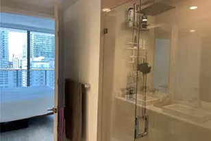 45 SW 9th St, Miami, FL 33130 - Photo 23