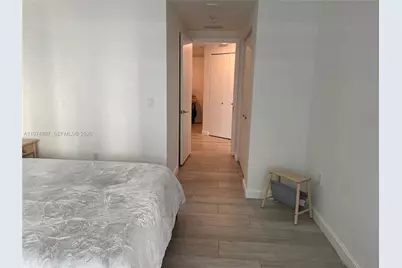 45 SW 9th St #1206, Miami, FL 33130 - Photo 13