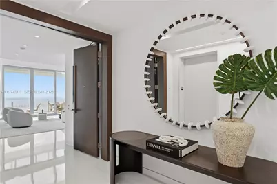 300 Biscayne Boulevard Way #5002 E, Miami, FL 33131 - Photo 7