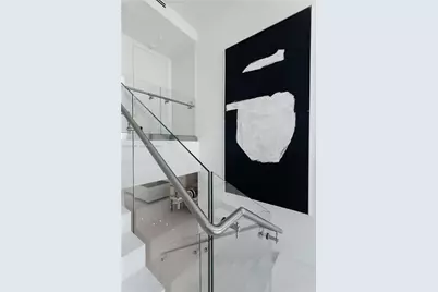 300 Biscayne Boulevard Way #5002 E, Miami, FL 33131 - Photo 19