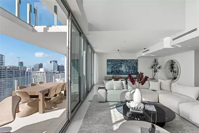 300 Biscayne Boulevard Way #5002 E, Miami, FL 33131 - Photo 13