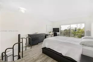 7801 NE 4th Ct, Miami, FL 33138 - Photo 15