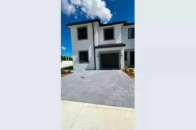 34492 SW 191st Ave, Homestead, FL 33034 - Photo 1