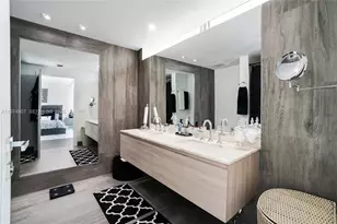 2900 NE 7th Ave, Miami, FL 33137 - Photo 3