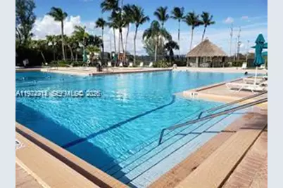 7601 SW 105th Ave, Miami, FL 33173 - Photo 25