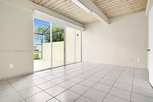 7601 SW 105th Ave, Miami, FL 33173 - Photo 3