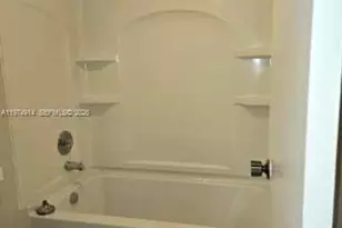 7601 SW 105th Ave, Miami, FL 33173 - Photo 7