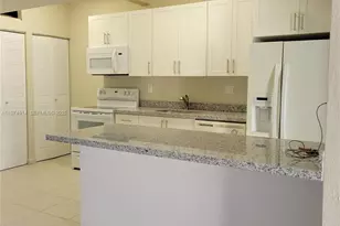 7601 SW 105th Ave, Miami, FL 33173 - Photo 9