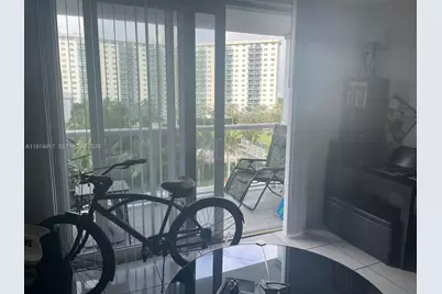 19201 Collins Av #432, Sunny Isles Beach, FL 33160 - Photo 9