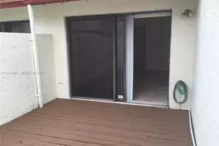 331 Ives Dairy Rd, Miami, FL 33179 - Photo 5