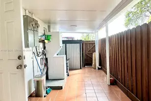 3461 NW 6th St, Miami, FL 33125 - Photo 19