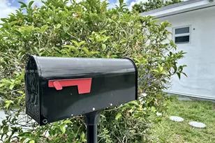 3461 NW 6th St, Miami, FL 33125 - Photo 17