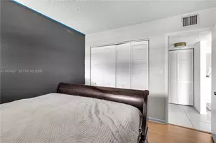 17530 NW 68th Ave, Hialeah, FL 33015 - Photo 17