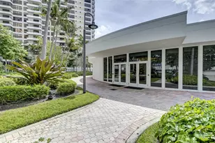 2500 Parkview Dr, Hallandale Beach, FL 33009 - Photo 29