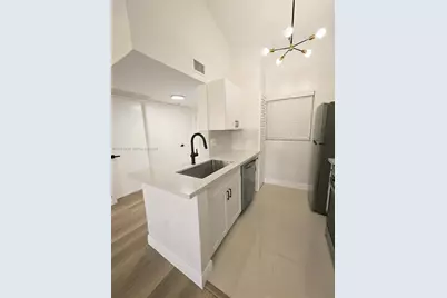 2881 N Oakland Forest Dr #310, Oakland Park, FL 33309 - Photo 7